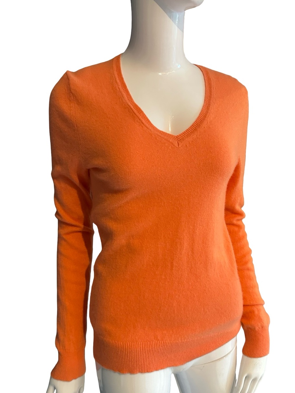 Lord & Taylor 100% Cashmere Orange V-Neck Sweater – M